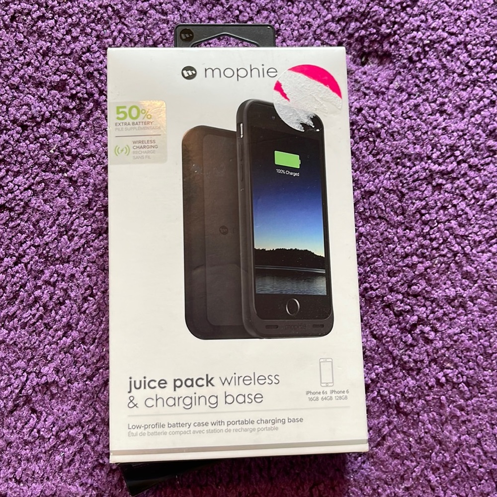 Mophie iPhone 6/6s portable charging case and charging base